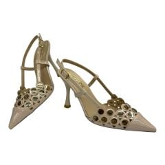 Altın Perçinli Krem  Stiletto