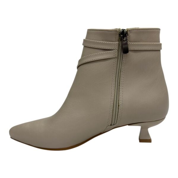 Bej Çift Tokalı İnce Topuk Kadın Bot