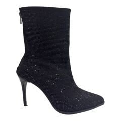 Siyah Çift Tokalı İnce Topuk Kadın Bot