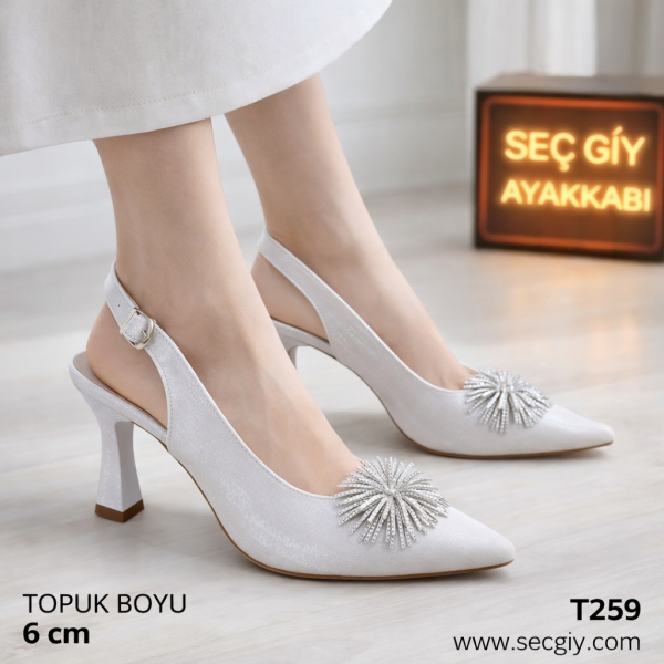 Kadın Topuklu Ayakkabı – Gümüş Taş Detaylı Slingback