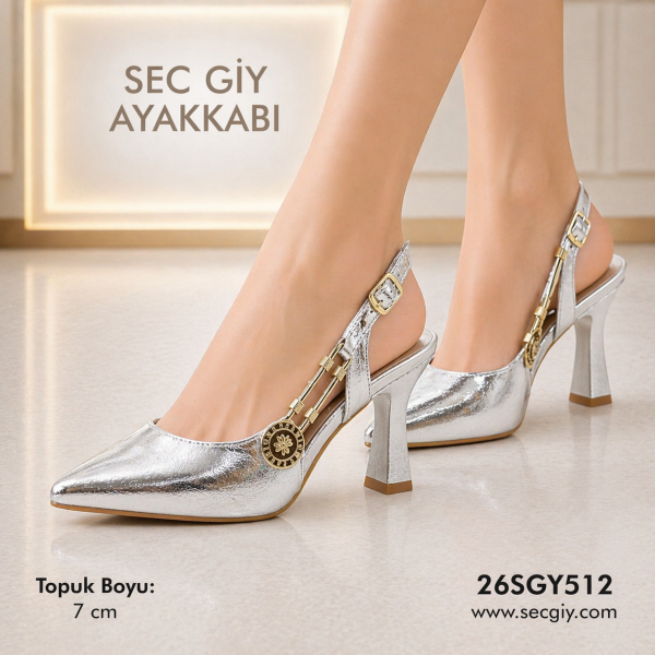 Gümüş Rugan Altın Aksesuarlı 7 cm İnce Topuklu Kadın Ayakkabı Şık Abiye Stiletto