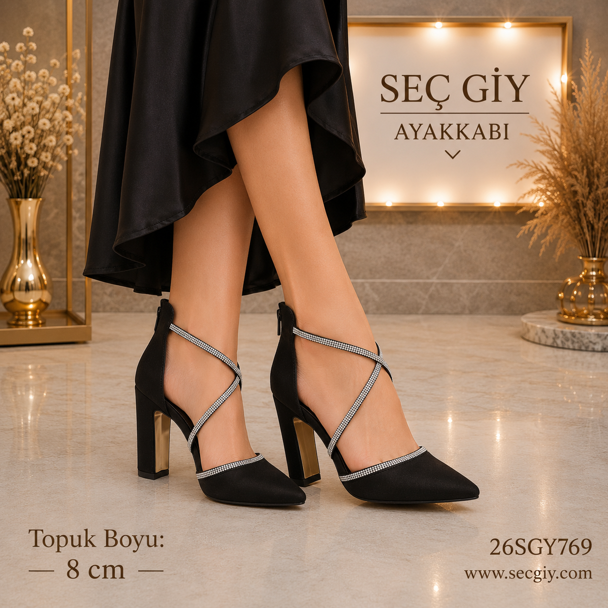 Siyah Taş Detaylı Çapraz Bantlı Topuklu Ayakkabı – Şık Kadın Stiletto