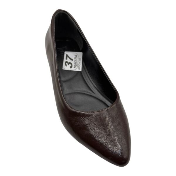 Acı Kahve Sivri Burun Düz Kadın Babet – Klasik Şık Model