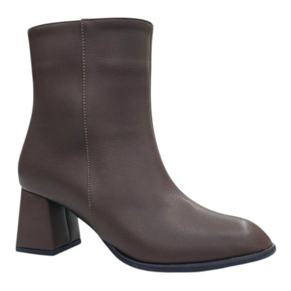 Kahverengi Kalın Topuklu Kadın Bot