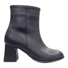 Siyah Kalın Topuklu Kadın Bot