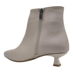 Bej Büyük Tokalı İnce Topuklu Kadın Bot