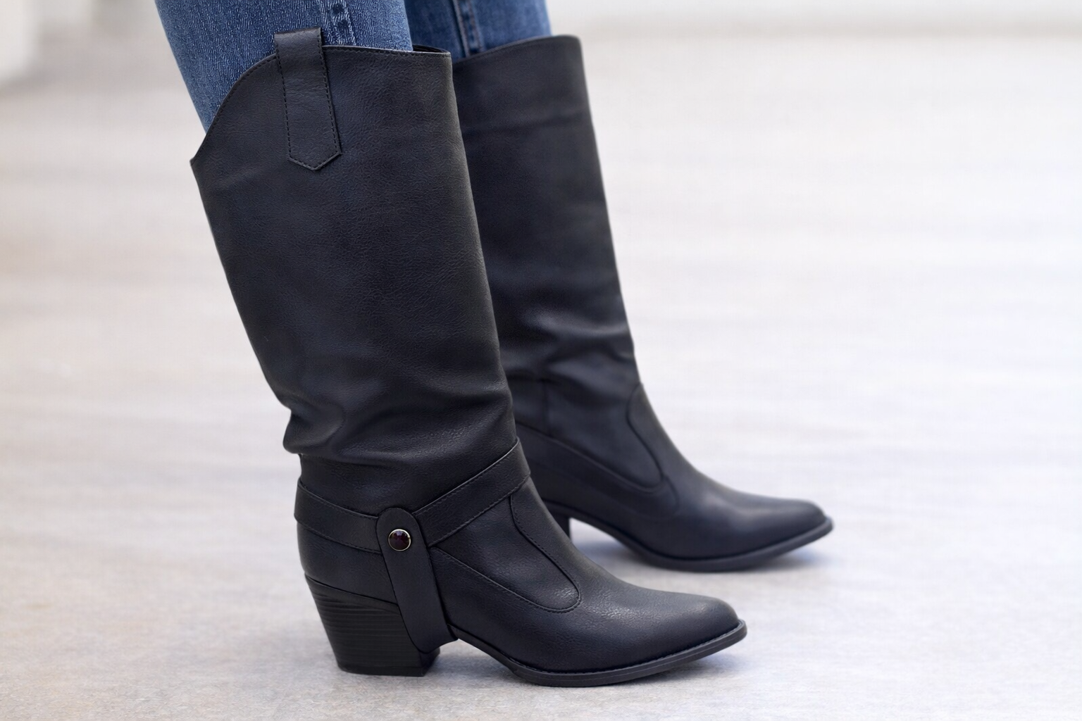 Siyah Uzun Kovboy Çizme