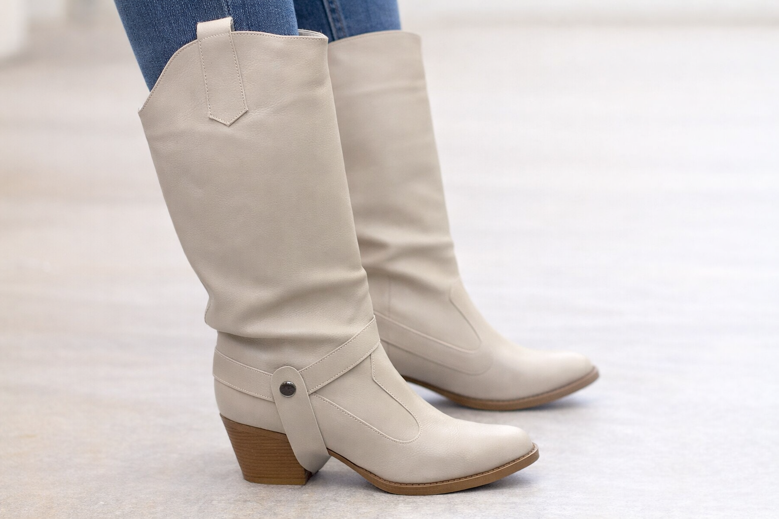 Bej Uzun Kovboy Çizme