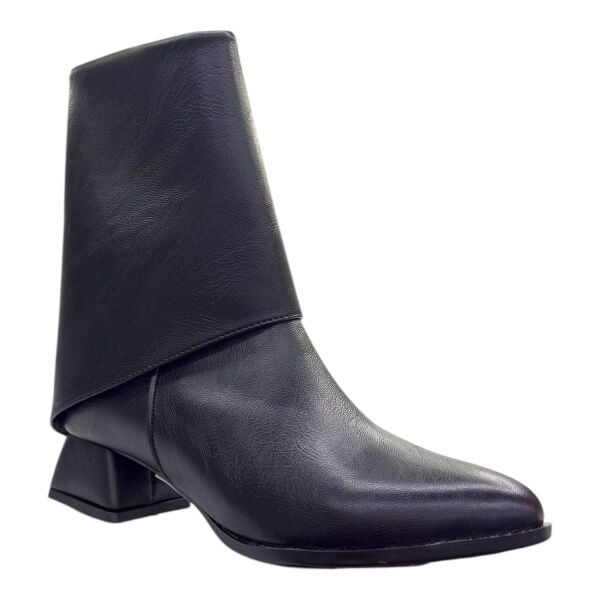 Siyah Asimetrik Kısa Topuklu Kadın Bot