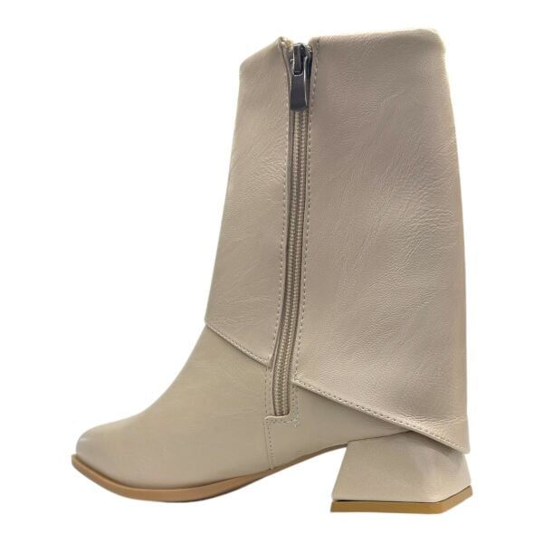 Bej Asimetrik Kısa Topuklu Kadın Bot