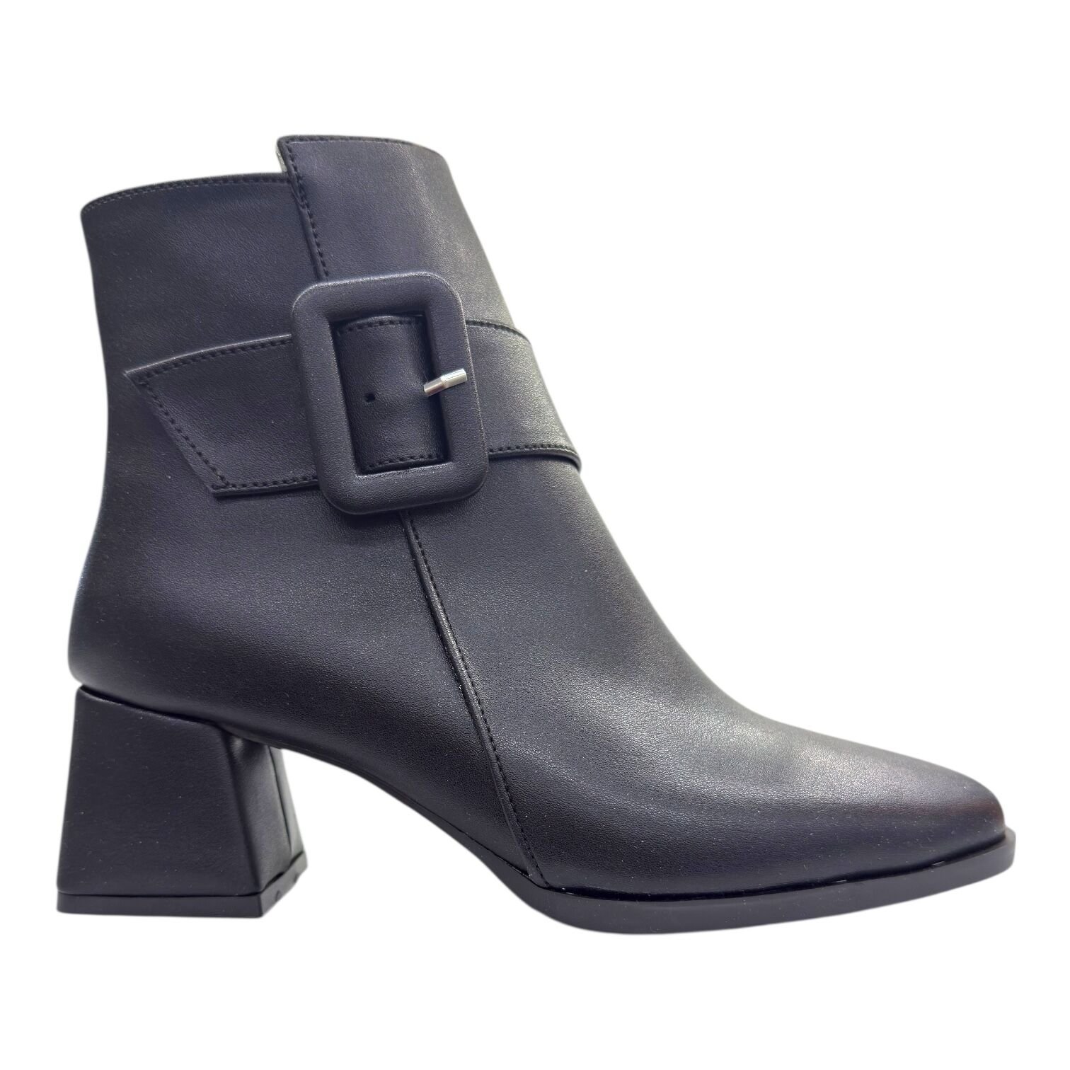 Siyah Tokalı Topuklu Kadın Bot