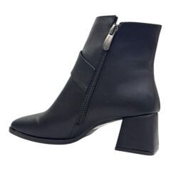 Siyah Tokalı Topuklu Kadın Bot