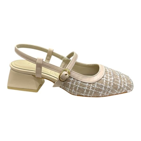 Nude Renk Kısa Topuklu Tokalı Ayakkabı