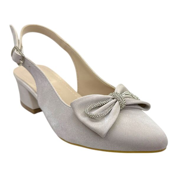 Taş Detaylı Fiyonklu krem Topuklu Ayakkabı