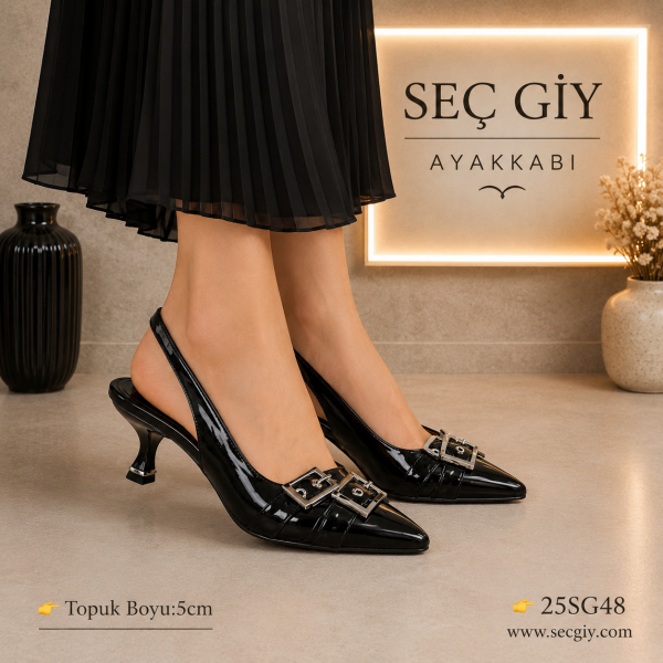 Siyah Rugan Büyük Tokalı Slingback Topuklu Ayakkabı