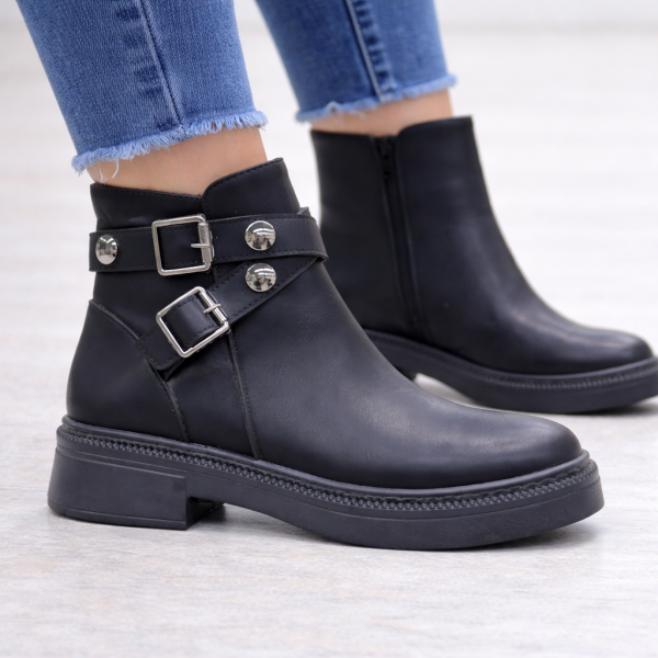 Siyah Tokalı Kadın Bilek Botu Kalın Taban Yuvarlak Burun