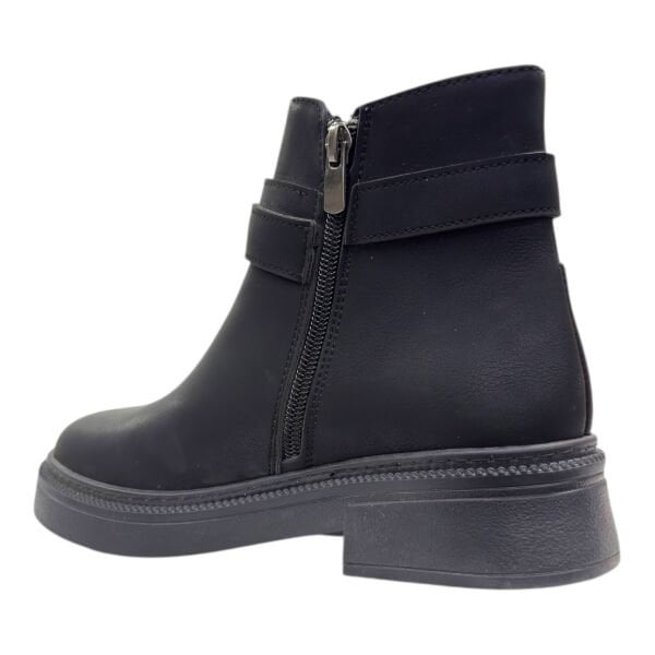 Siyah Tokalı Kadın Bilek Botu Kalın Taban Yuvarlak Burun