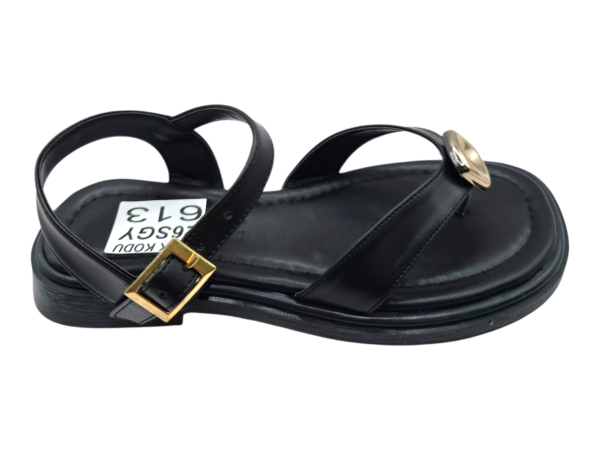 Siyah Parmak Arası Sandalet Kadın Düz Taban Tokalı Günlük Rahat Yazlık Ayakkabı