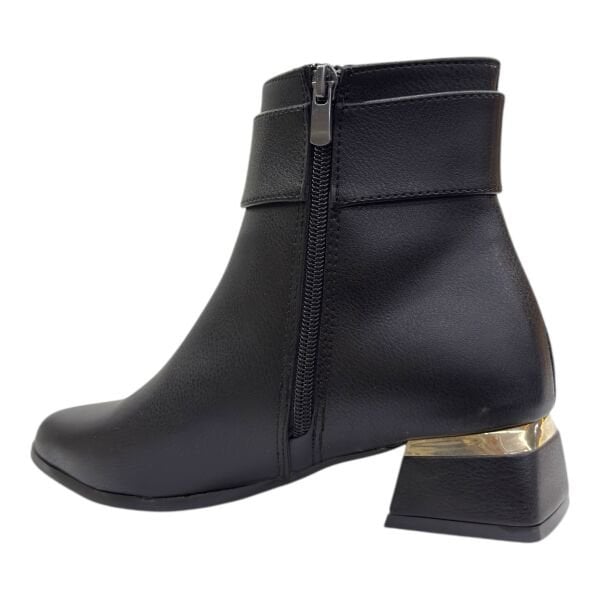 Siyah Altın Tokalı Kadın Bilek Botu Blok Topuk Oval Burun